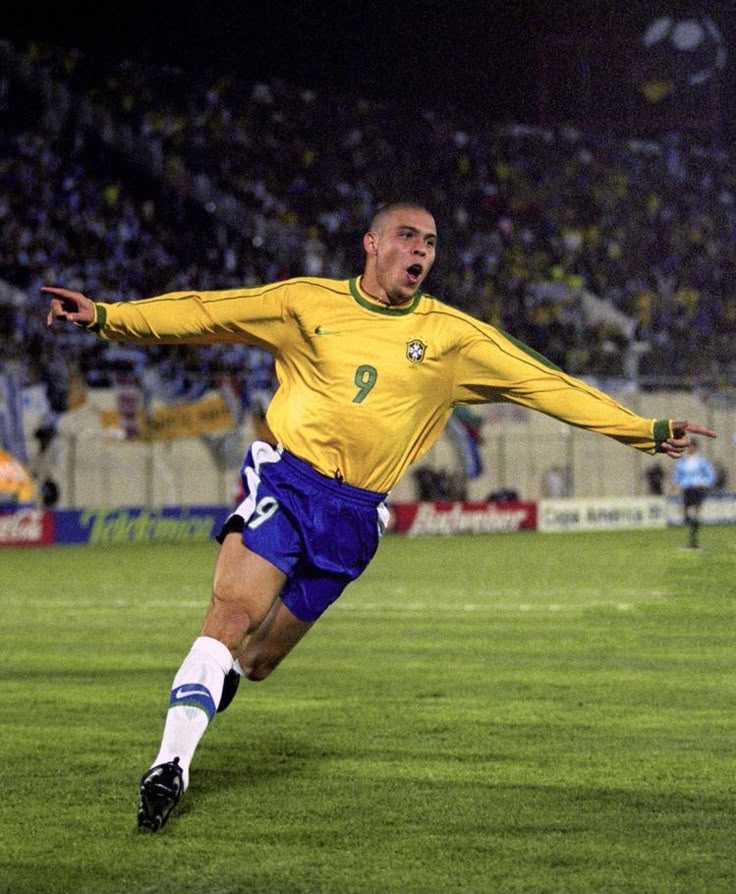 Jersey Brasil Local 1998 (Dorsal Ronaldo 9)